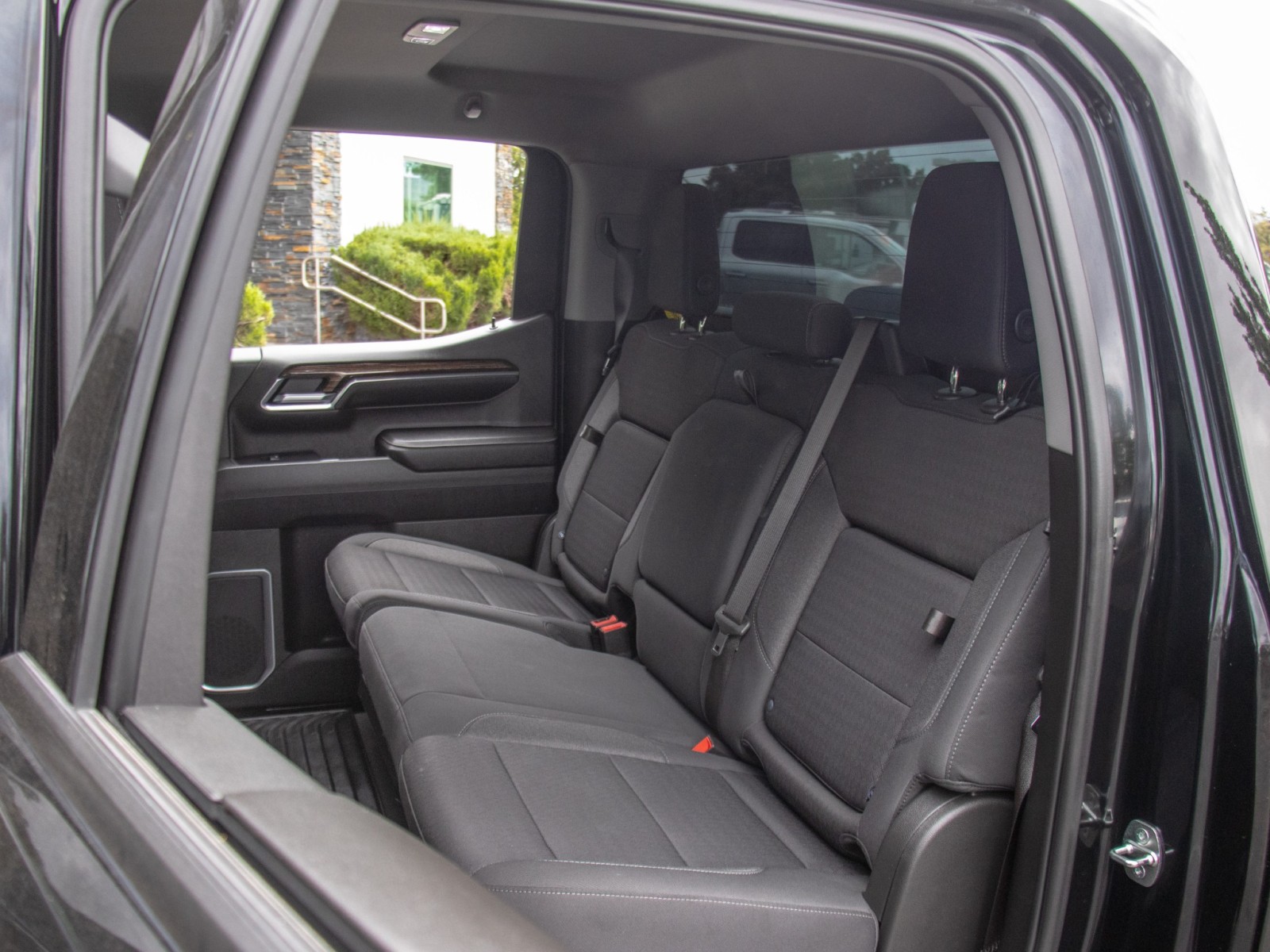 Vehicle image 12 of 24