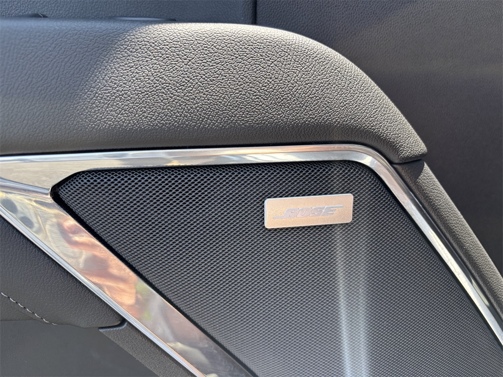 Vehicle image 29 of 61
