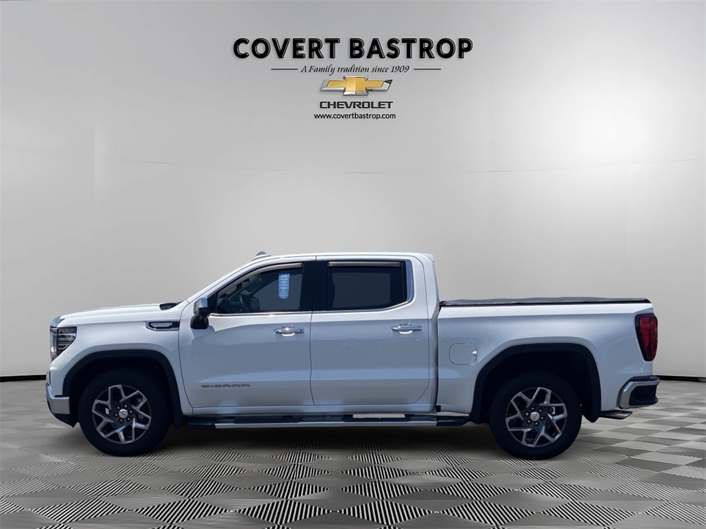 Vehicle image 10 of 61