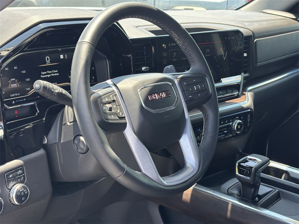 Vehicle image 14 of 61