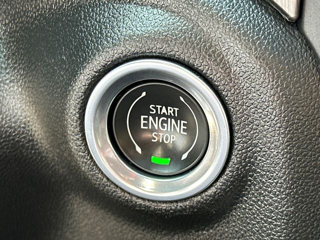 Vehicle image 34 of 37