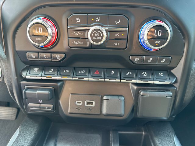 Vehicle image 32 of 37