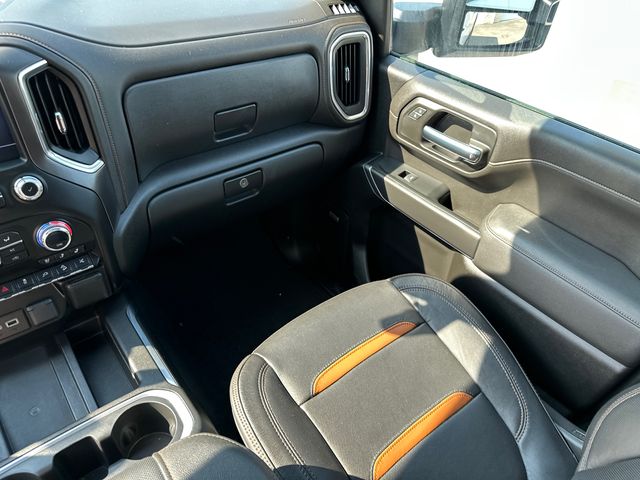 Vehicle image 22 of 37