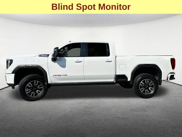Vehicle image 10 of 37