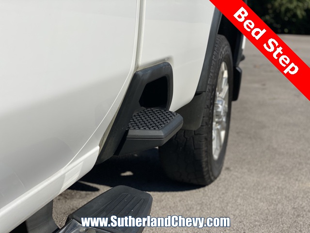 2023 GMC Sierra 2500HD Denali Image 51 of 59