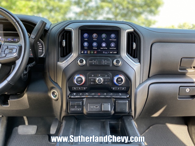 2023 GMC Sierra 2500HD Denali Image 25 of 59