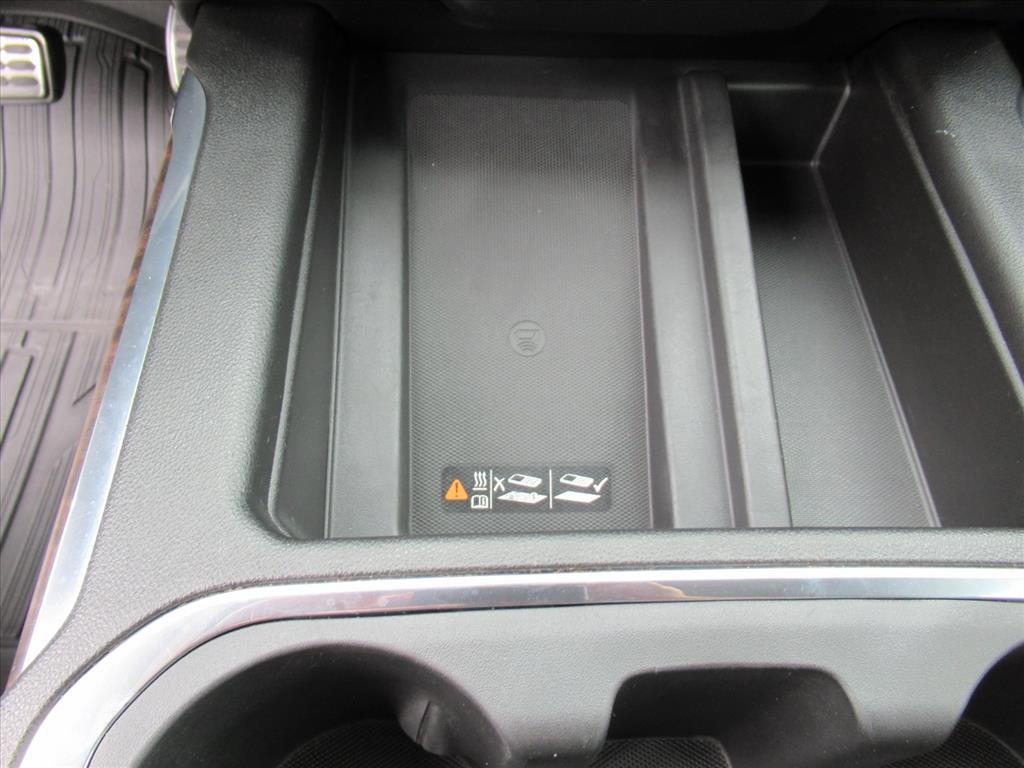 2023 GMC Sierra 2500HD Denali Image 33 of 39