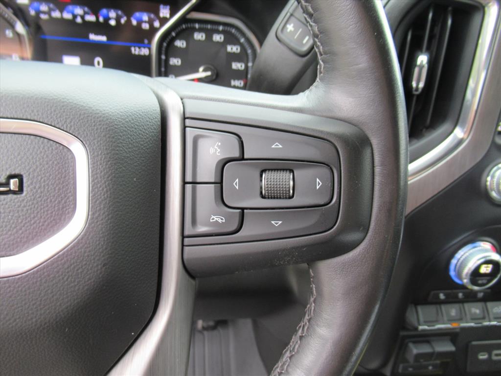 2023 GMC Sierra 2500HD Denali Image 35 of 39