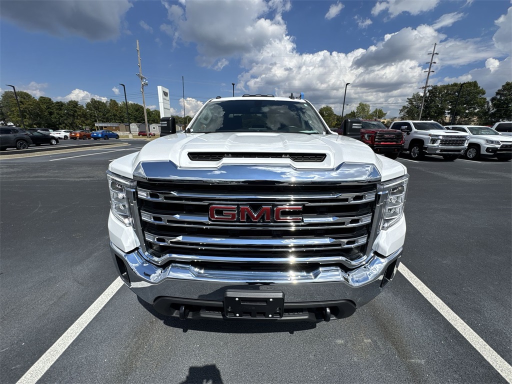 2023 GMC Sierra 2500HD SLE Image 11 of 26