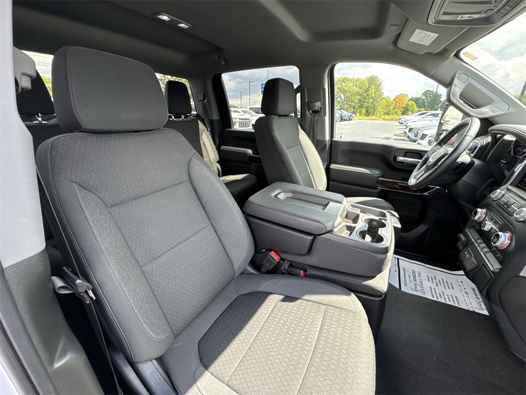 2023 GMC Sierra 2500HD SLE Image 13 of 26