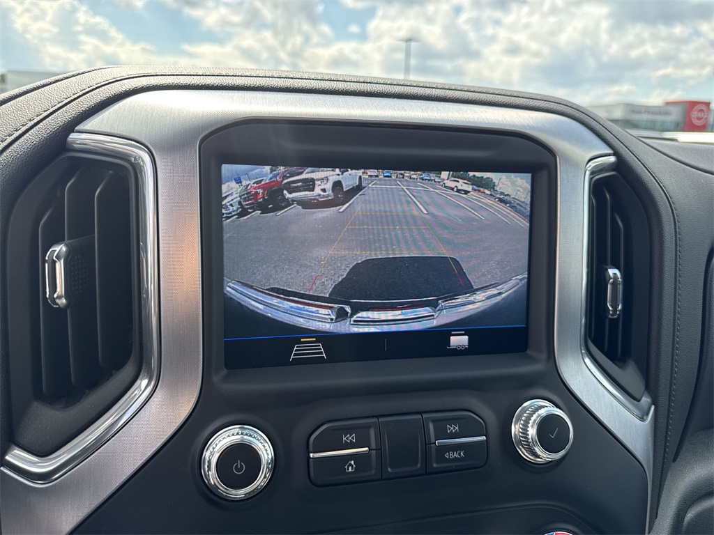 2023 GMC Sierra 2500HD SLE Image 21 of 26