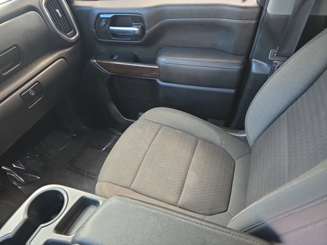 2023 GMC Sierra 2500HD SLE Image 15 of 30