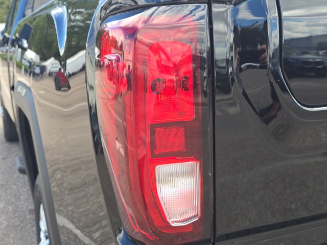 2023 GMC Sierra 2500HD SLE Image 24 of 30