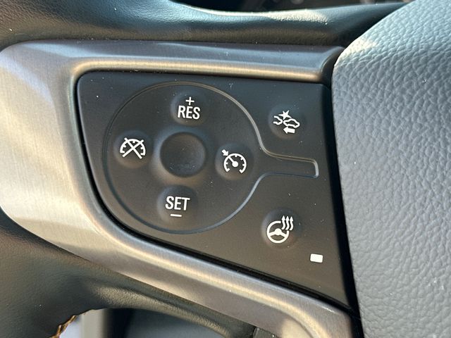 Vehicle image 27 of 36