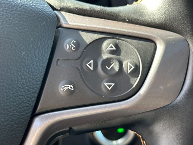 Vehicle image 28 of 36