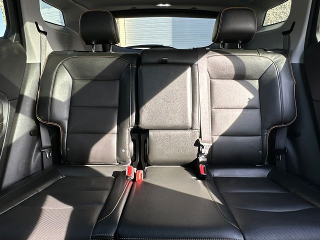 Vehicle image 34 of 36