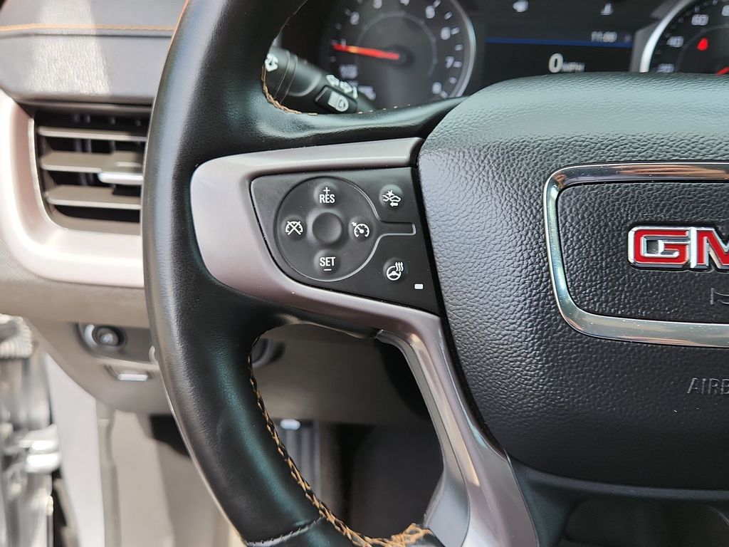 Vehicle image 13 of 27