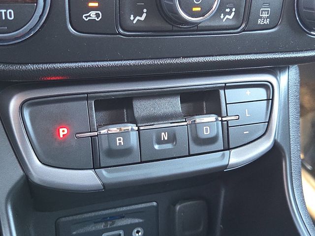 2023 GMC Terrain AT4 Image 20 of 35