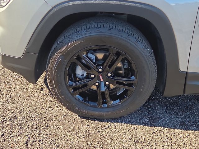 2023 GMC Terrain AT4 Image 10 of 35