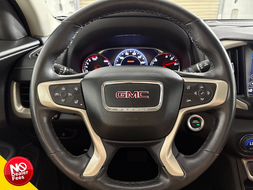 2023 GMC Terrain Denali Image 13 of 18