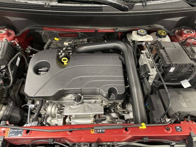 2023 GMC Terrain Denali Image 9 of 44