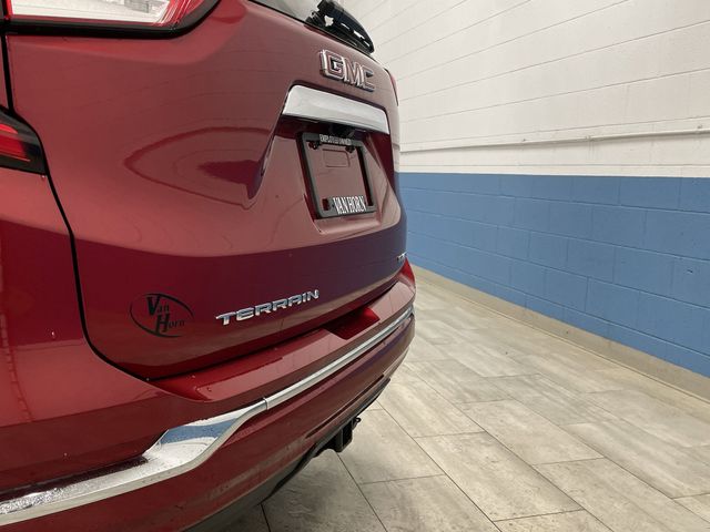 2023 GMC Terrain Denali Image 38 of 44