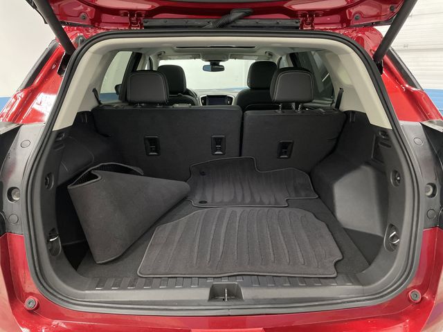 2023 GMC Terrain Denali Image 12 of 44