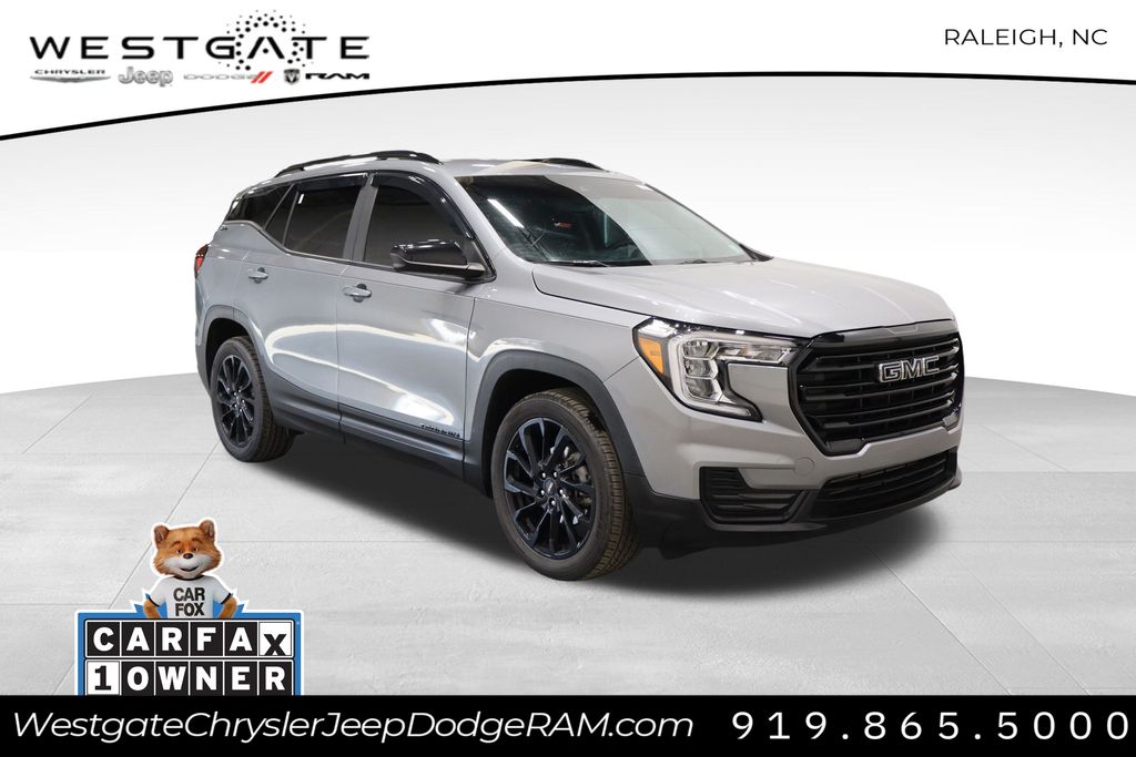 Vehicle image 3 of 41