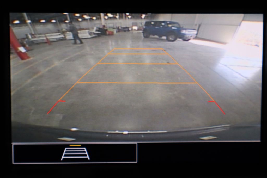 Vehicle image 7 of 41