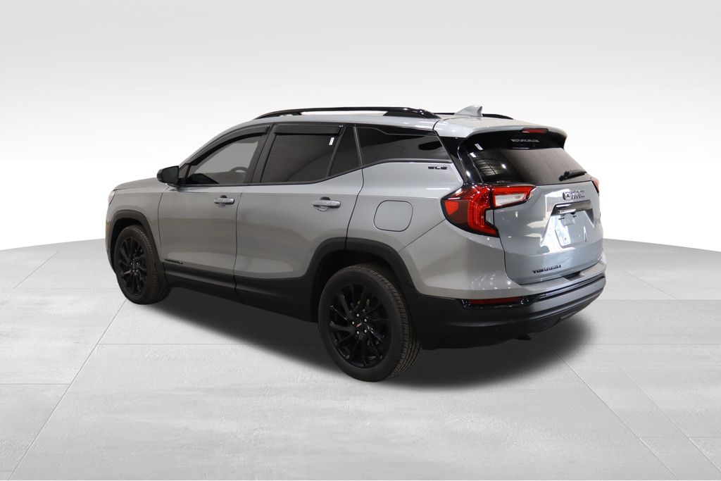 Vehicle image 6 of 41