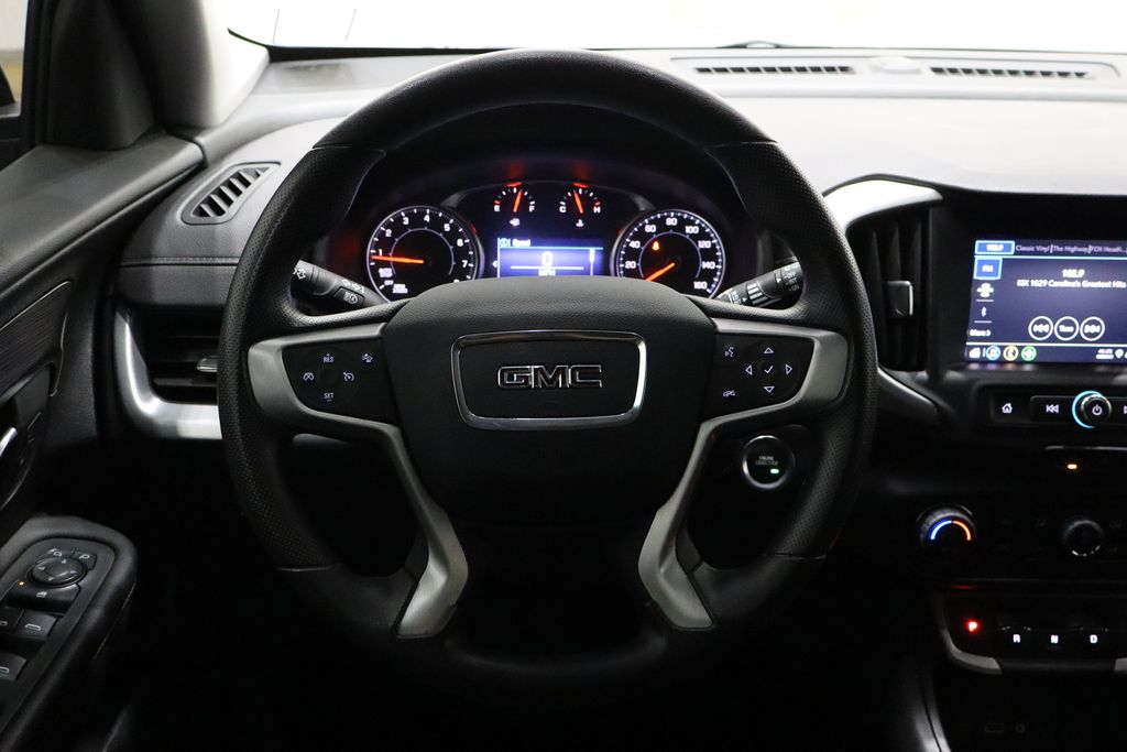 Vehicle image 20 of 41