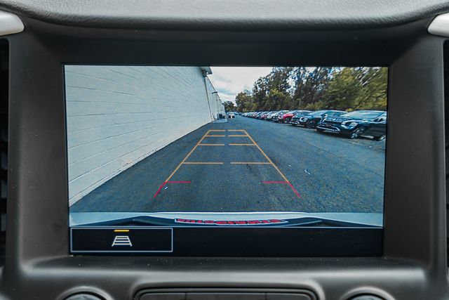 2023 GMC Terrain SLE Image 17 of 44