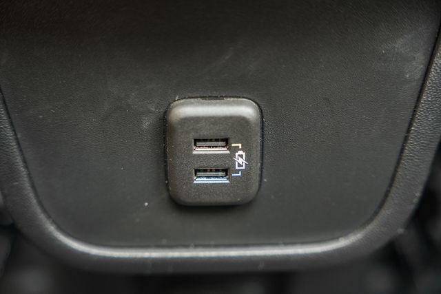 2023 GMC Terrain SLE Image 30 of 44