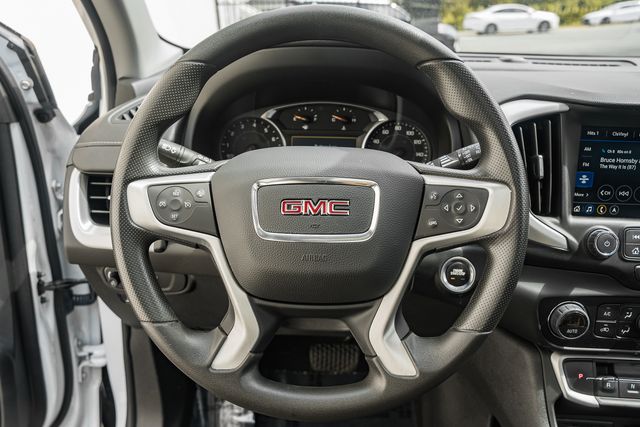 2023 GMC Terrain SLE Image 35 of 44