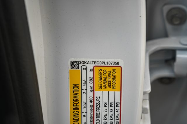 2023 GMC Terrain SLE Image 27 of 44