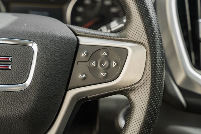 2023 GMC Terrain SLE Image 40 of 44