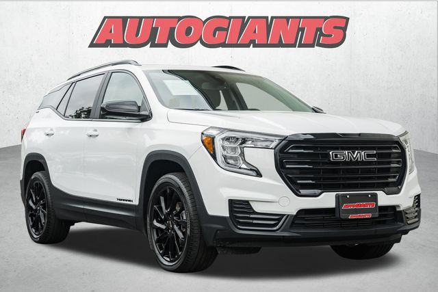 2023 GMC Terrain SLE Image 1 of 44