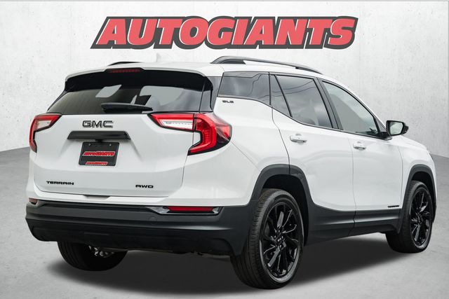 2023 GMC Terrain SLE Image 4 of 44