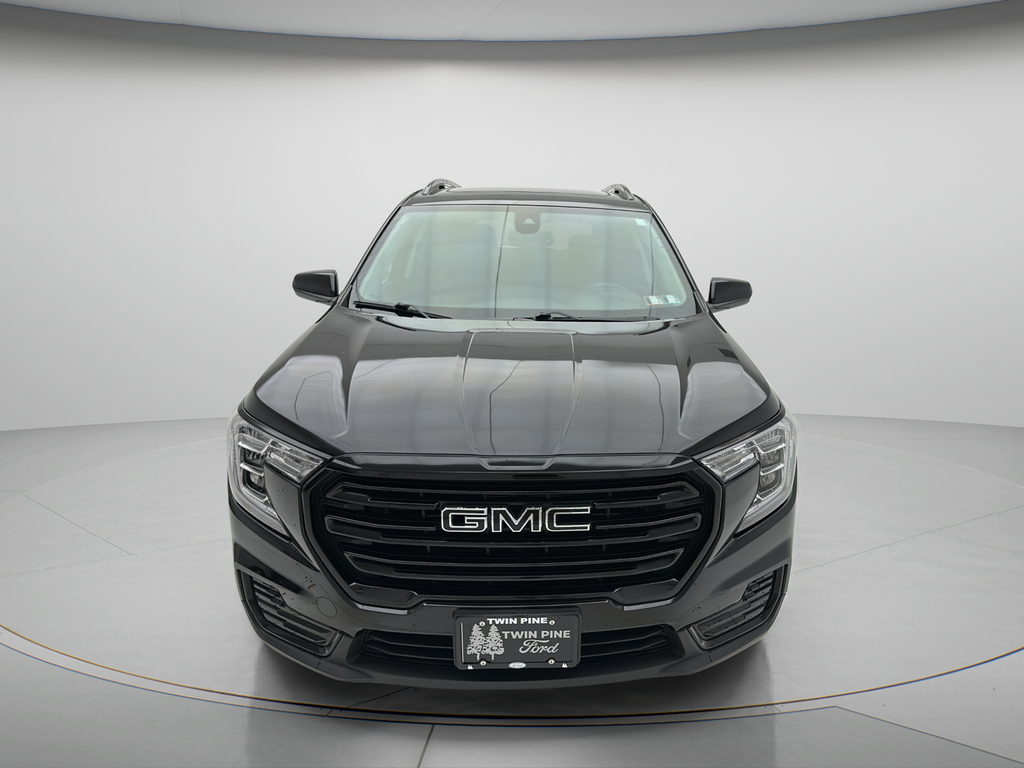 2023 GMC Terrain SLE Image 1 of 22
