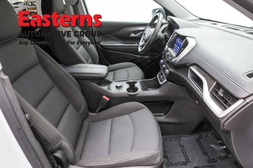 2023 GMC Terrain SLE Image 44 of 63