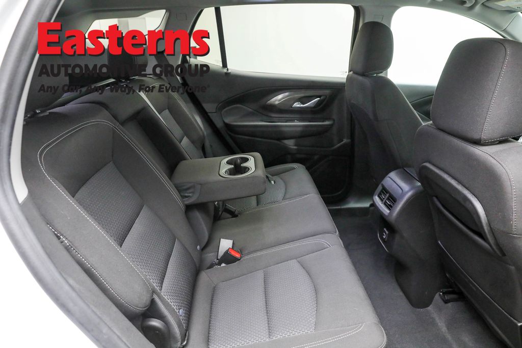2023 GMC Terrain SLE Image 45 of 63