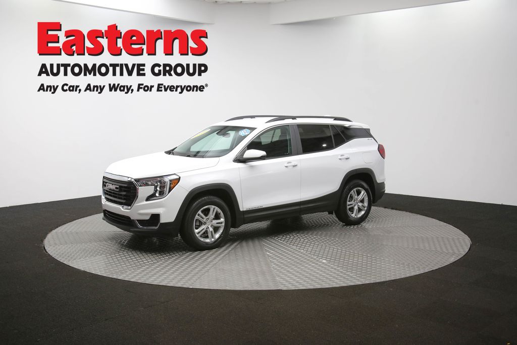 2023 GMC Terrain SLE Image 6 of 63