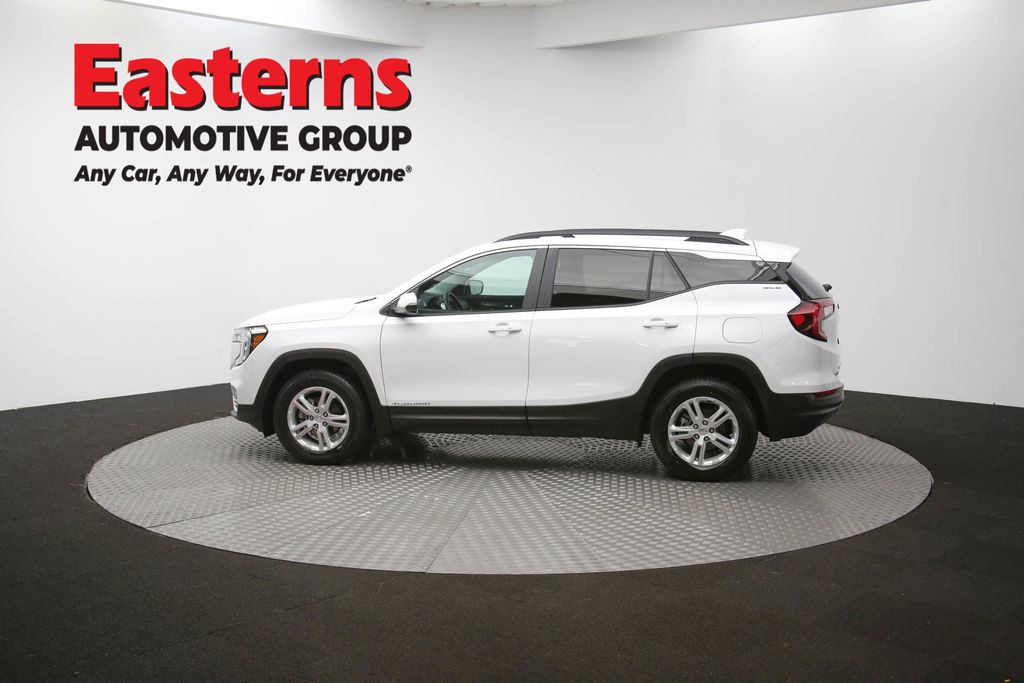 2023 GMC Terrain SLE Image 36 of 63