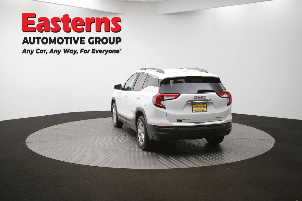 2023 GMC Terrain SLE Image 31 of 63
