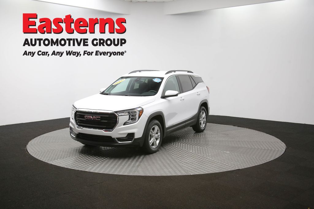 2023 GMC Terrain SLE Image 5 of 63