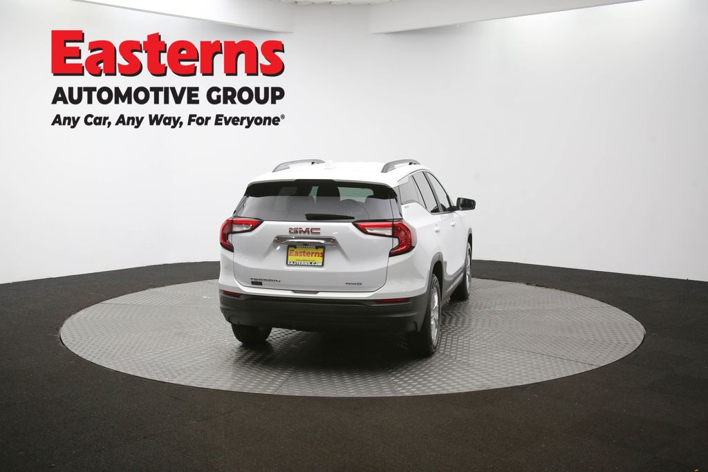 2023 GMC Terrain SLE Image 23 of 63