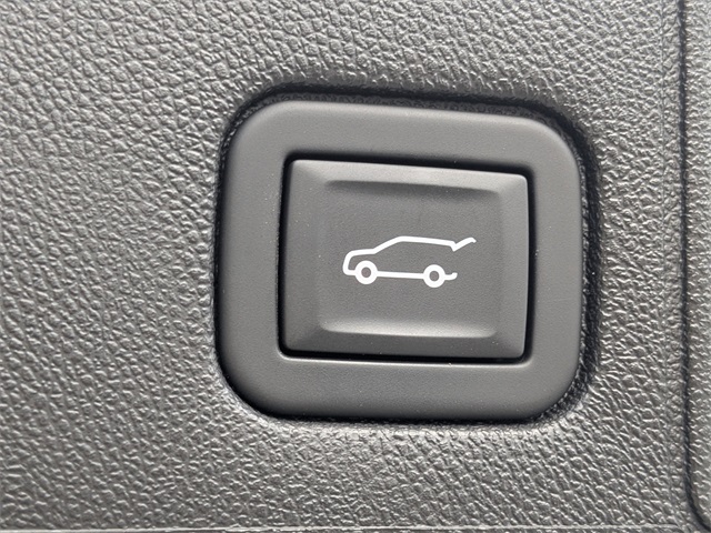 2023 GMC Terrain SLE Image 32 of 32