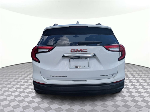 2023 GMC Terrain SLE Image 6 of 32