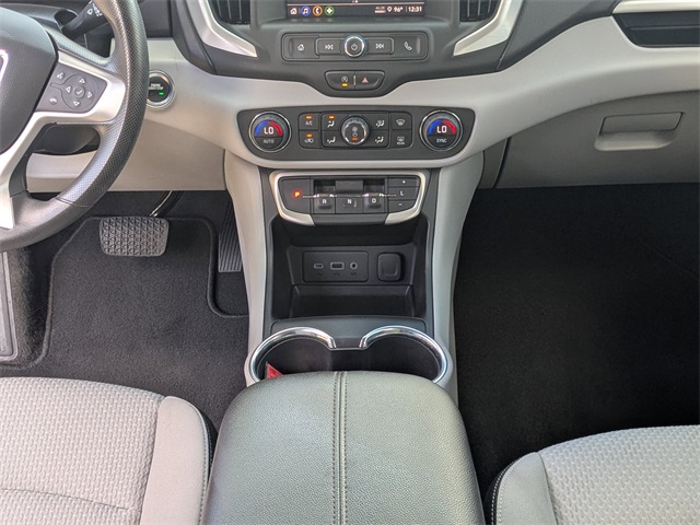 2023 GMC Terrain SLE Image 17 of 32