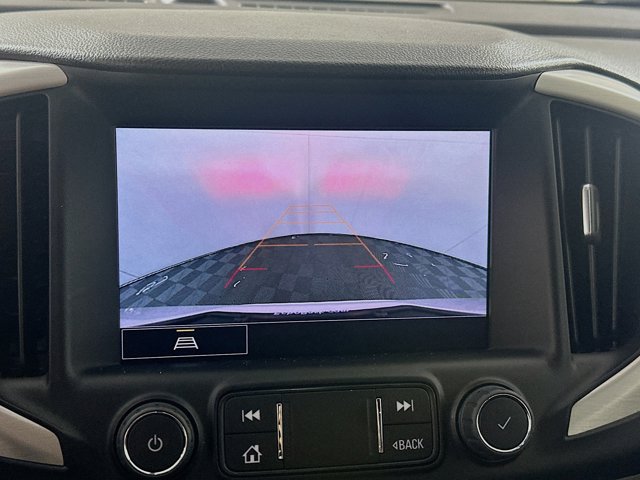 Vehicle image 19 of 30